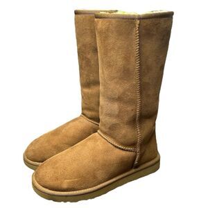 UGG Classic Tall II Chestnut Brown Leather Size 7 Winter Boots Warm Cozy